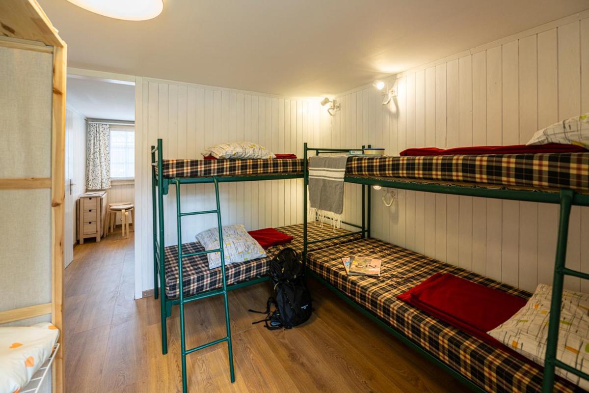 Camping Jungfrau Lauterbrunnen Bagian luar foto