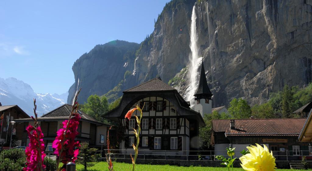 Camping Jungfrau Lauterbrunnen Bagian luar foto