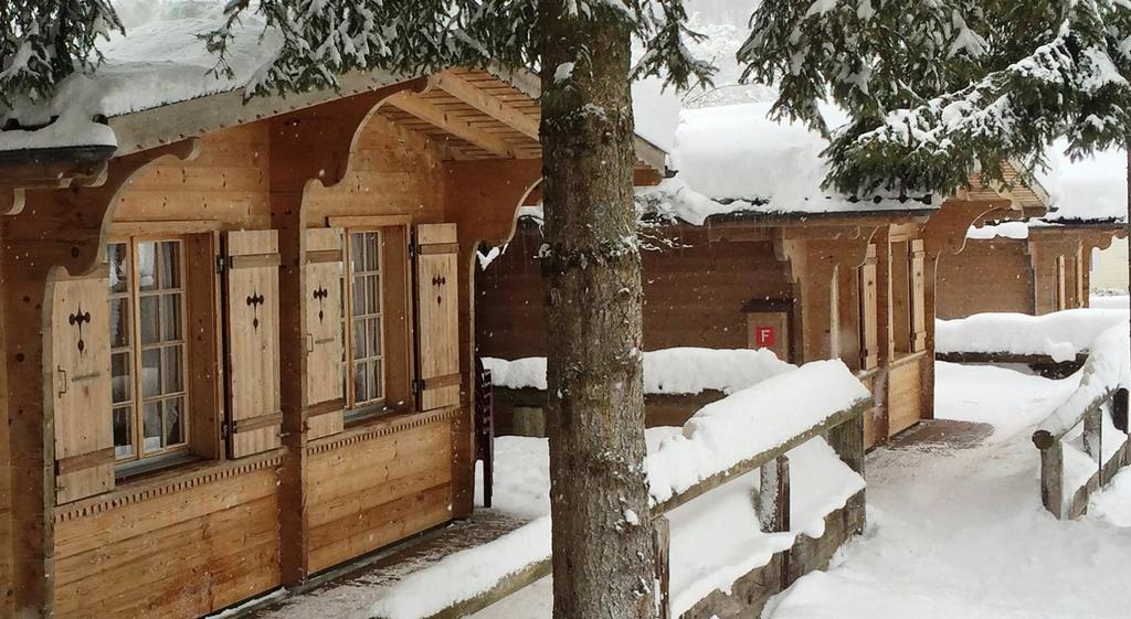 Camping Jungfrau Lauterbrunnen Ruang foto