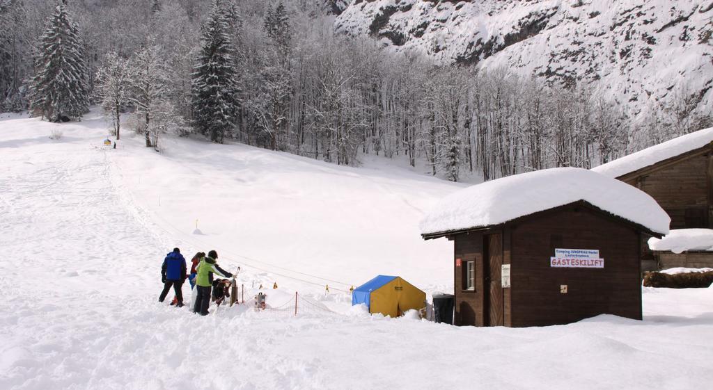 Camping Jungfrau Lauterbrunnen Bagian luar foto