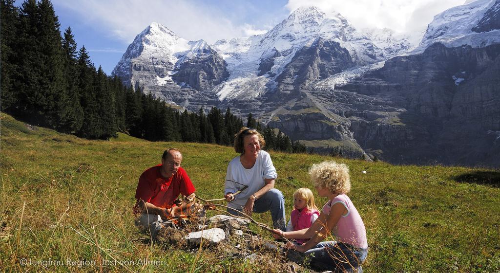 Camping Jungfrau Lauterbrunnen Bagian luar foto
