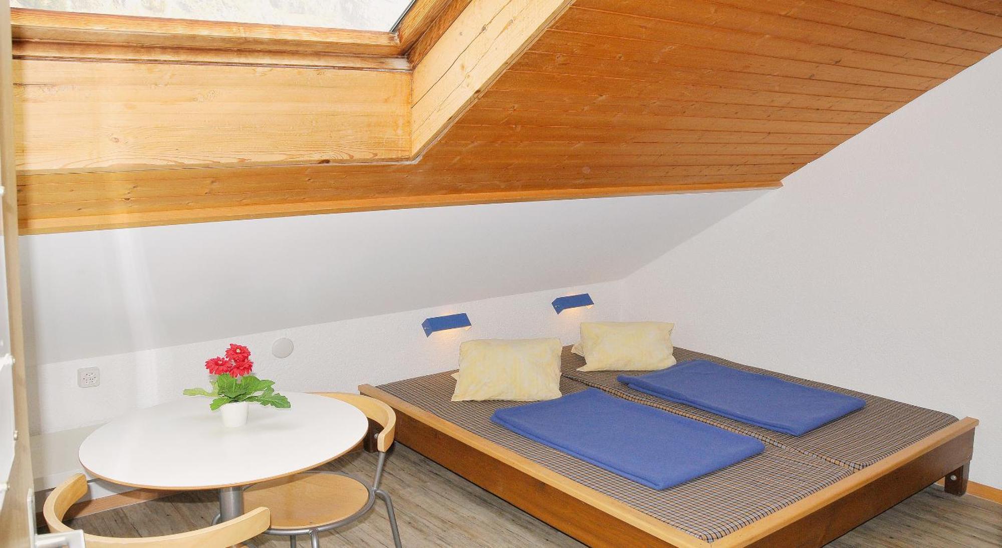 Camping Jungfrau Lauterbrunnen Ruang foto