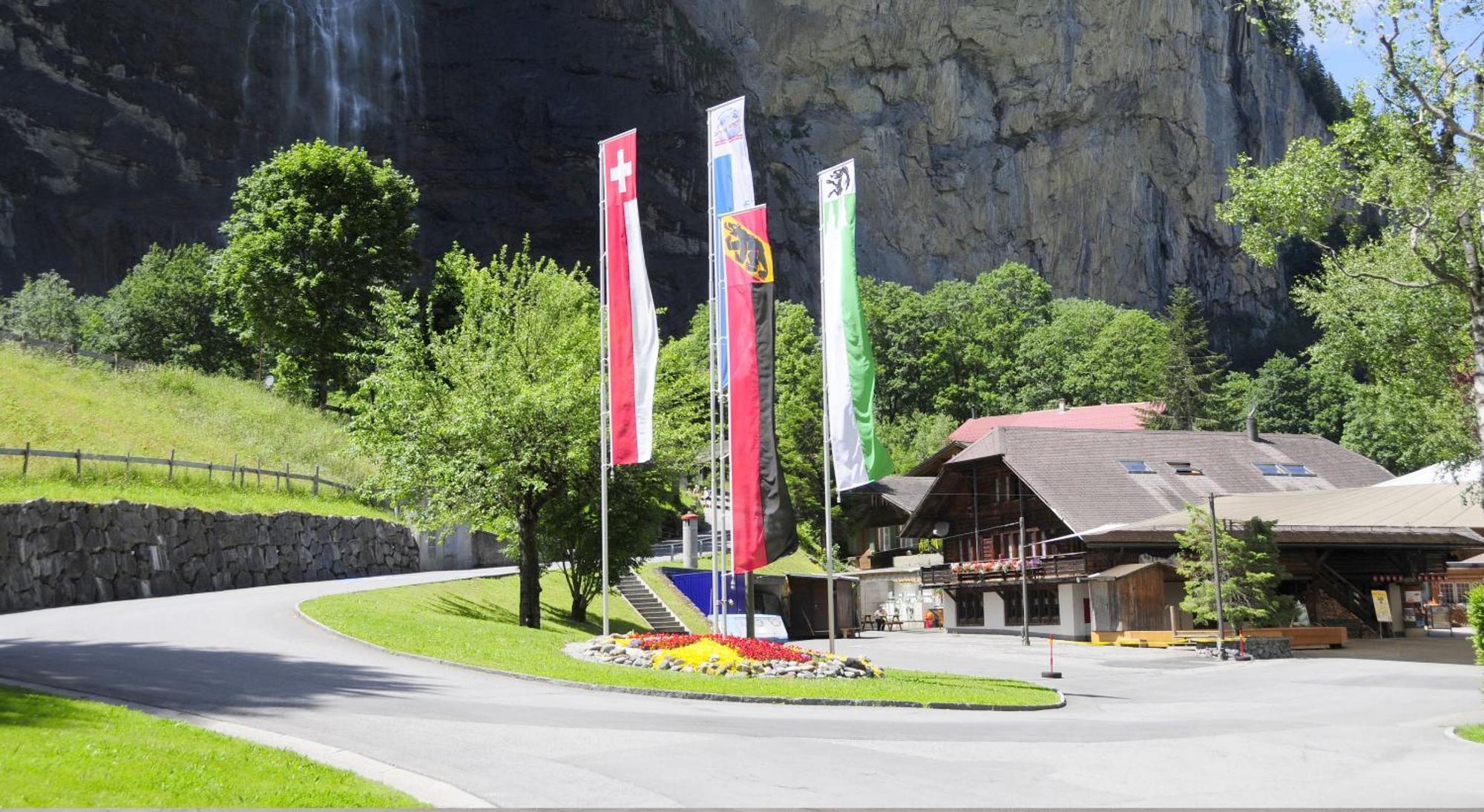 Camping Jungfrau Lauterbrunnen Ruang foto