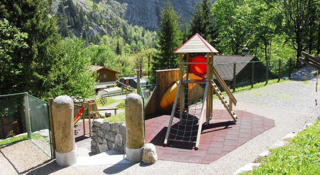 Camping Jungfrau Hotel Lauterbrunnen Bagian luar foto