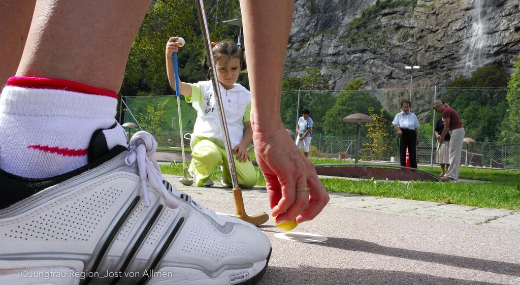 Camping Jungfrau Lauterbrunnen Bagian luar foto
